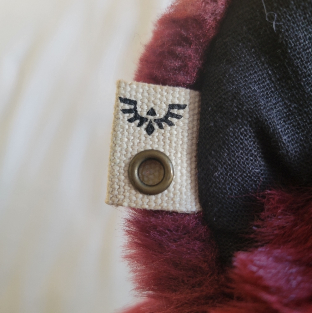 SpiritHoods RARE 2011-2012 Dragon Wolf - Picture 3 of 5